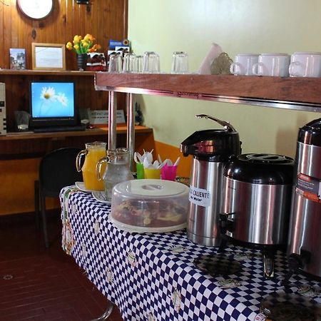 Residencial Noelia Hostel Puerto Iguazú Extérieur photo