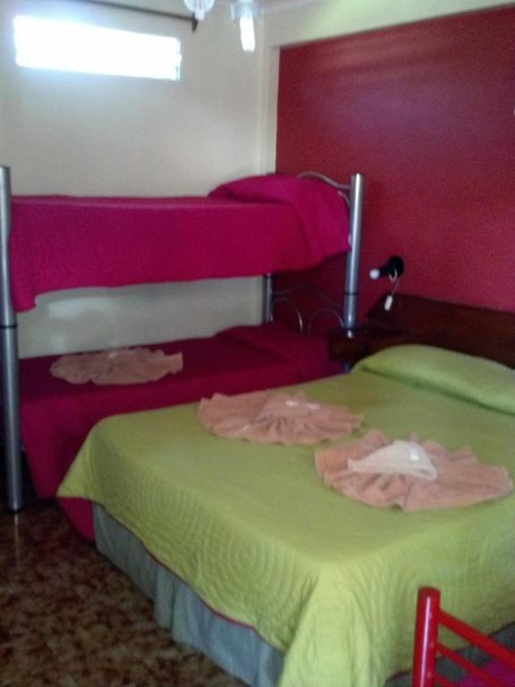 Residencial Noelia Hostel Puerto Iguazú Chambre photo