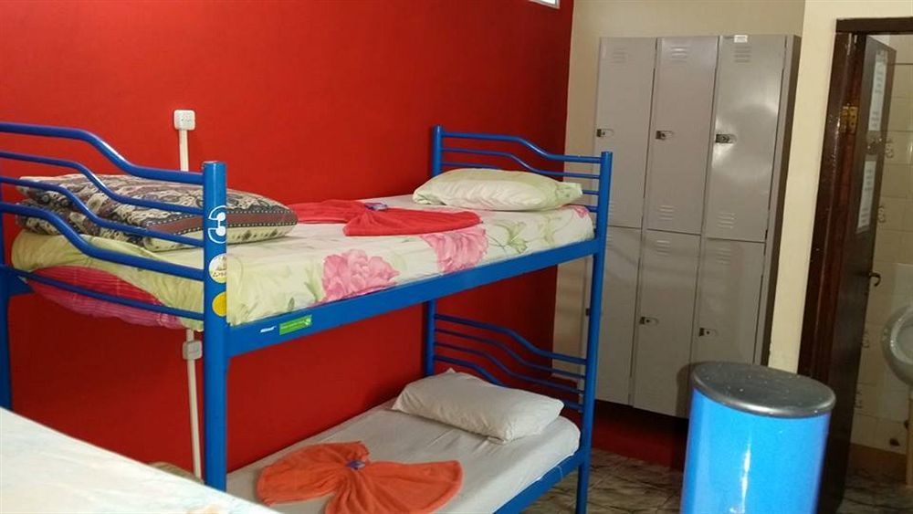 Residencial Noelia Hostel Puerto Iguazú Extérieur photo