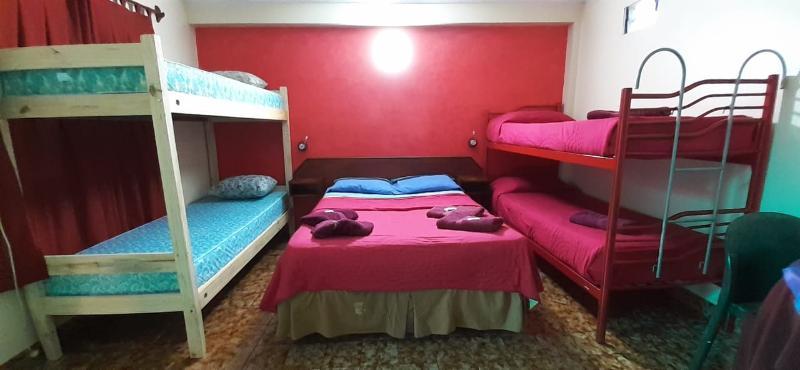 Residencial Noelia Hostel Puerto Iguazú Extérieur photo