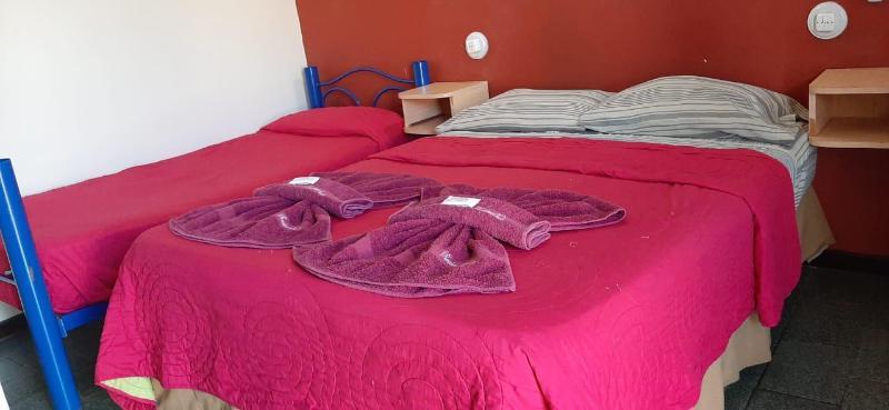 Residencial Noelia Hostel Puerto Iguazú Extérieur photo